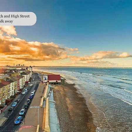 Seaside Pano #7 With Seaview At Bowles By Yoko 4* Redcar